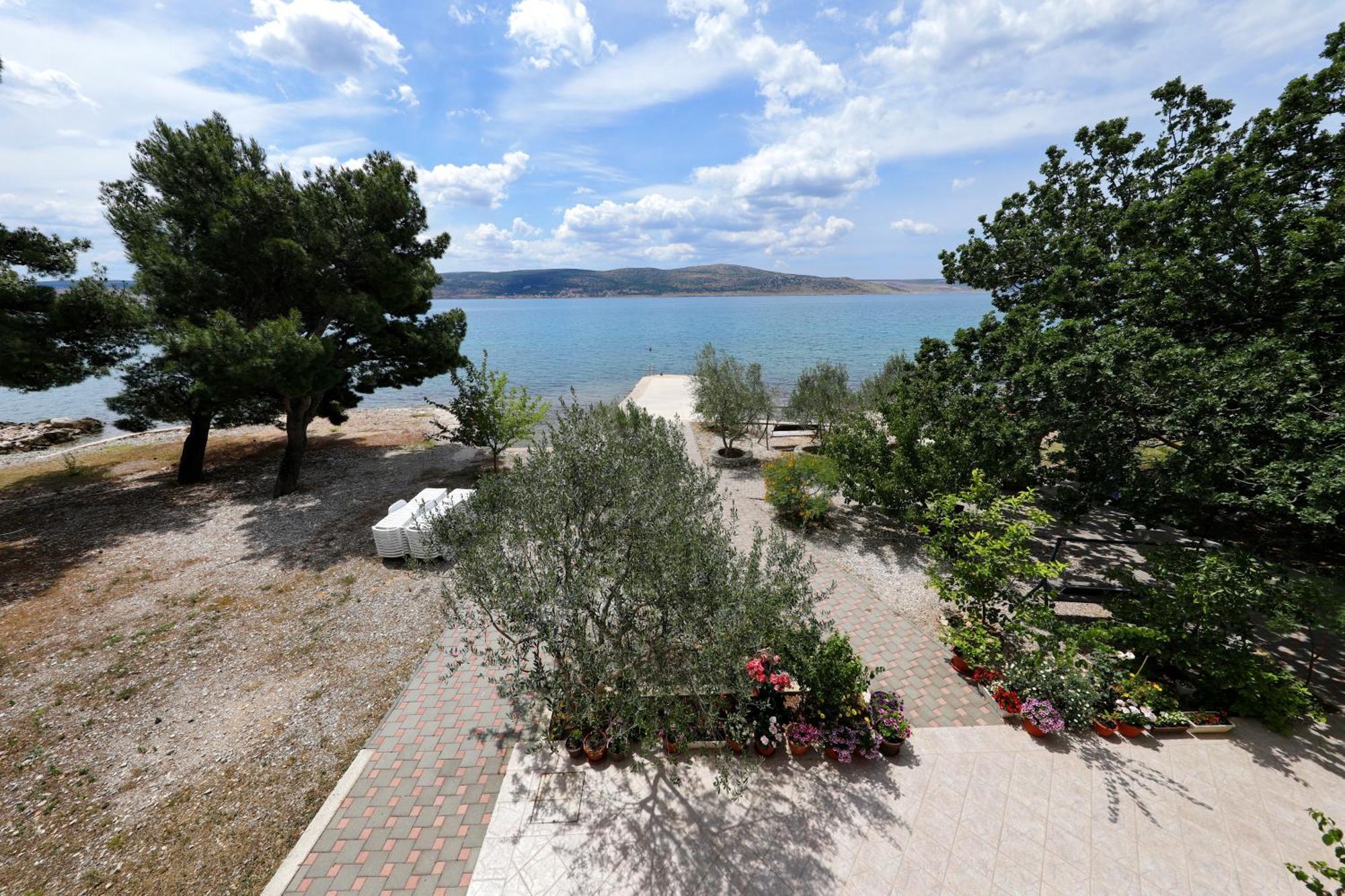 Villa Rajna Starigrad Paklenica Ruang foto